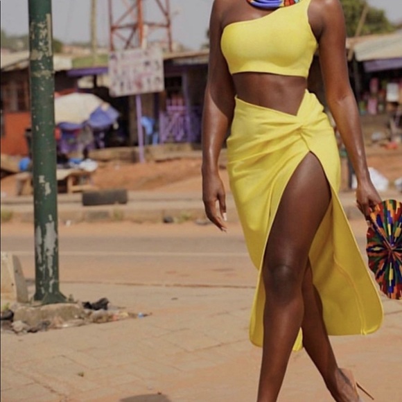 2 piece skirt set - Picture 1 of 4